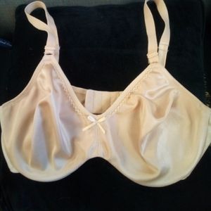 Fundamentals underwire beige bra sz 38C